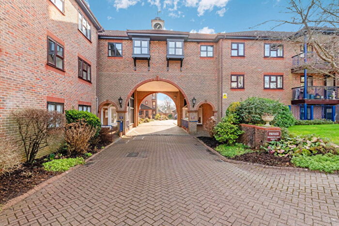 1 Bedroom Retirement Property For Sale In Wraymead Place, Wray Park Road, RH2