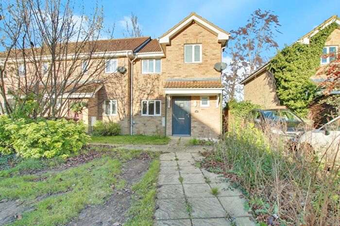 3 Bedroom End Of Terrace House For Sale In The Croft, Christchurch, PE14