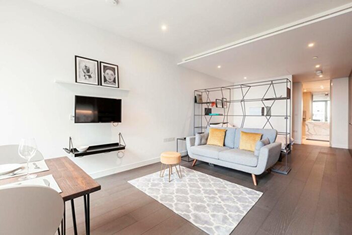 Studio To Rent In Park Drive, Canary Wharf, London, E14