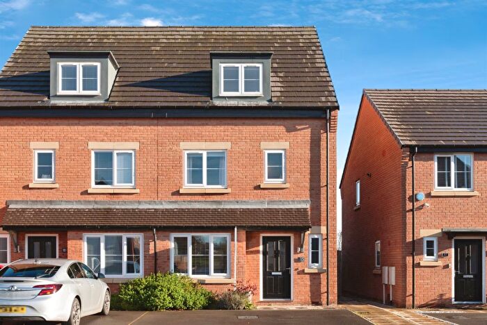 3 Bedroom Property For Sale In Wordsworth Avenue, Kirk Ella, Hull, HU10