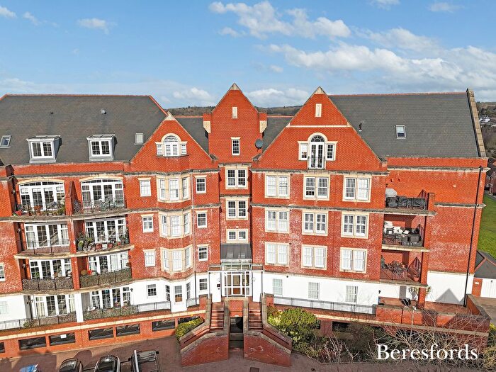 2 Bedroom Flat For Sale In Rhapsody Crescent, Warley, CM14