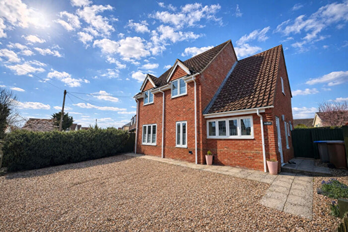 4 Bedroom Detached House For Sale In Back Lane, Badwell Ash, IP31