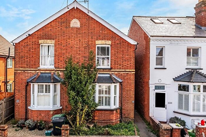 2 Bedroom Semi-Detached House For Sale In Rothes Road, Dorking, RH4