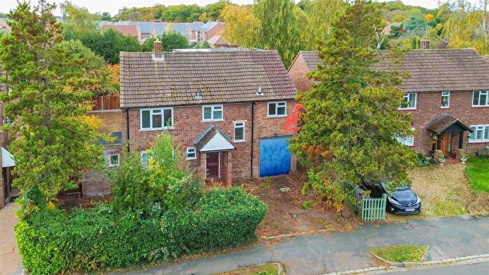 6 Bedroom Detached House For Sale In Renovation Opportunity Detached House Calton Avenue, Hertford, SG14