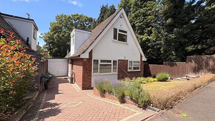 3 Bedroom Detached House For Sale In Mallory Rise, Moseley, B13