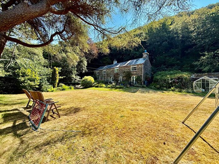 4 Bedroom Detached House For Sale In Bryn Neuadd, School Road, Friog, LL38