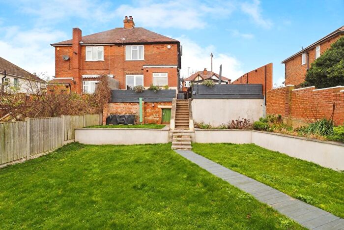 3 Bedroom Semi Detached House For Sale In Besecar Avenue, Gedling, Nottingham, Nottinghamshire, NG4