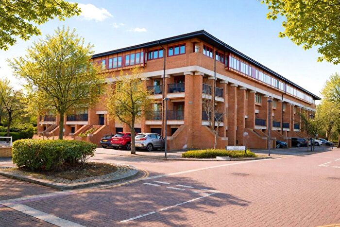 2 Bedroom Penthouse For Sale In North Fourteenth Street, Milton Keynes, Buckinghamshire, MK9