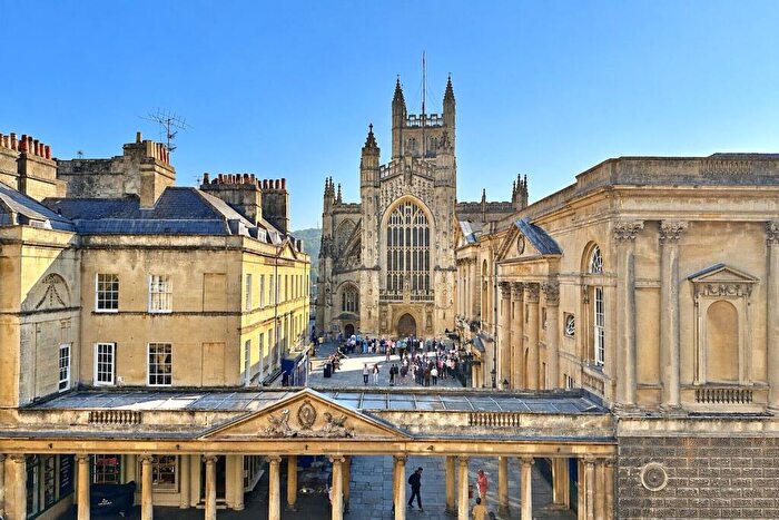 2 Bedroom Flat For Sale In Bath Street, Bath, BA1