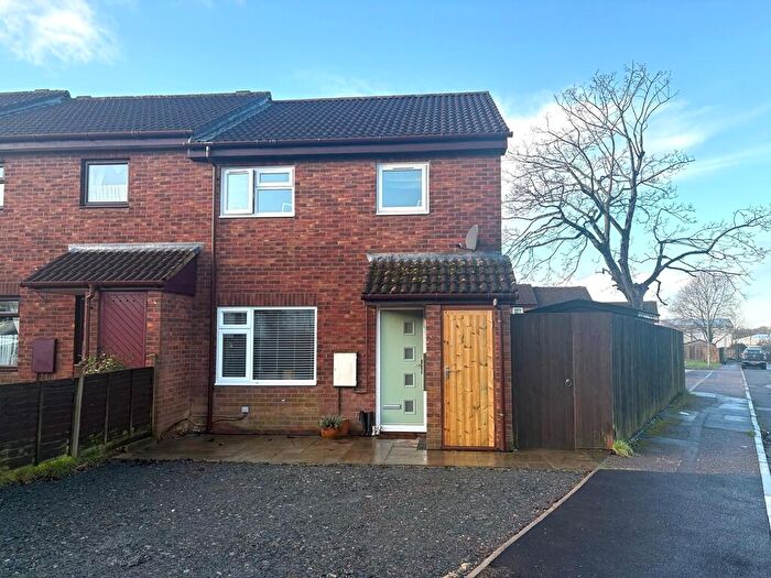 3 Bedroom End Of Terrace House For Sale In St Leonards Road, Honiton, EX14