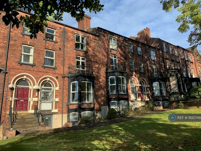 2 Bedroom Flat To Rent In Moorland Hall, Leeds, LS3