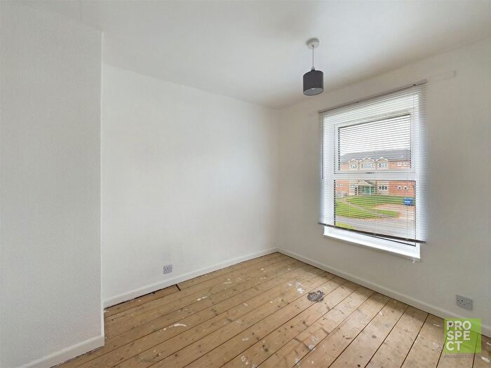 3 Bedroom Terraced House For Sale In The Chantrys, Farnham, Surrey, GU9
