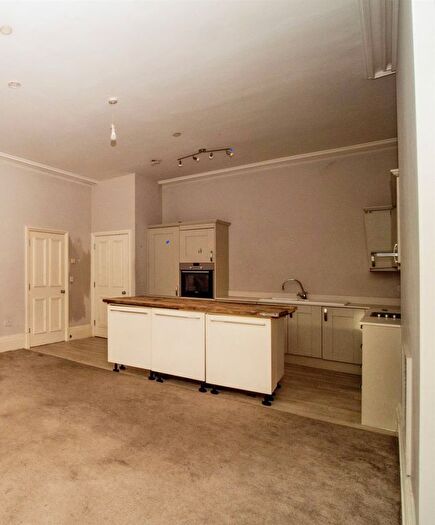 1 Bedroom Flat For Sale In Salisbury Mews, High Street, Fordington, Dorchester, DT1