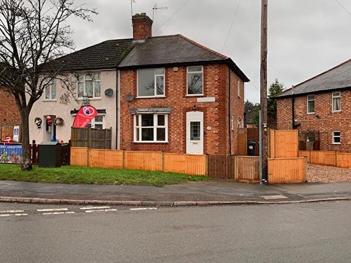 3 Bedroom Semi-Detached House To Rent In Folville Rise, Leicester, LE3