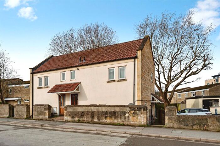 1 Bedroom Apartment For Sale In Brook Road, Oldfield Park, Bath, BA2