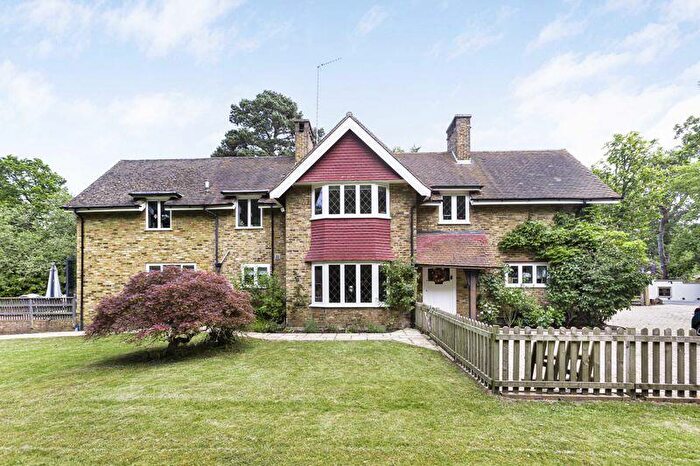 5 Bedroom Detached House For Sale In Carbone Hill, Northaw, EN6