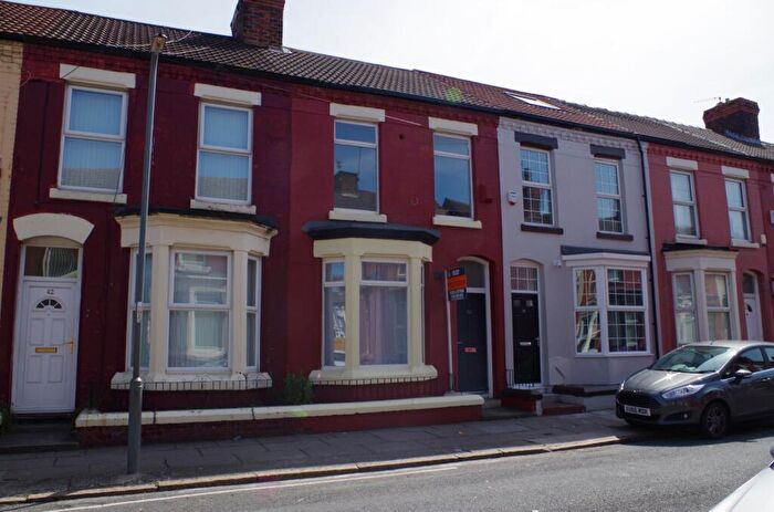 4 Bedroom House To Rent In Romer Road, Liverpool, L6