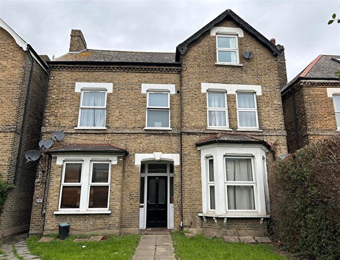 1 Bedroom Flat To Rent In Croydon Road, London, SE20