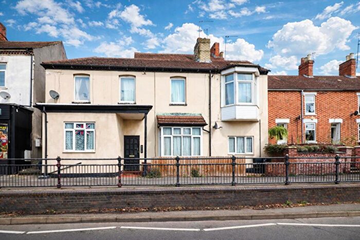 6 Bedroom Block Of Apartments For Sale In High Street South, Rushden, NN10