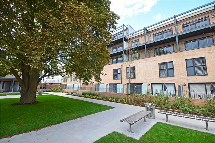 2 Bedroom Flat To Rent In Flamsteed Close, Cambridge, CB1