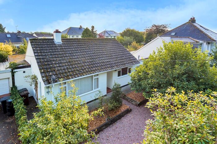 2 Bedroom Detached Bungalow For Sale In Vicarage Road, Stoke Gabriel, Totnes, TQ9