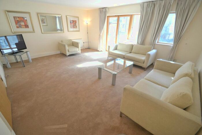 2 Bedroom Flat To Rent In Harrowby Street, London, W1H