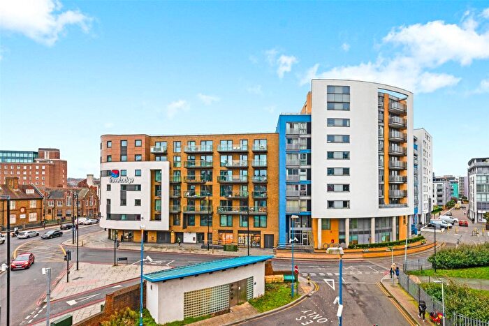 2 Bedroom Apartment To Rent In Washington Building, Deals Gateway One Development, Lewisham, SE13
