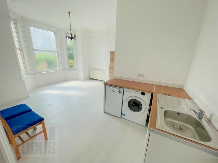 1 Bedroom Flat To Rent In Langford, Maryland Road, Wood Green, N22