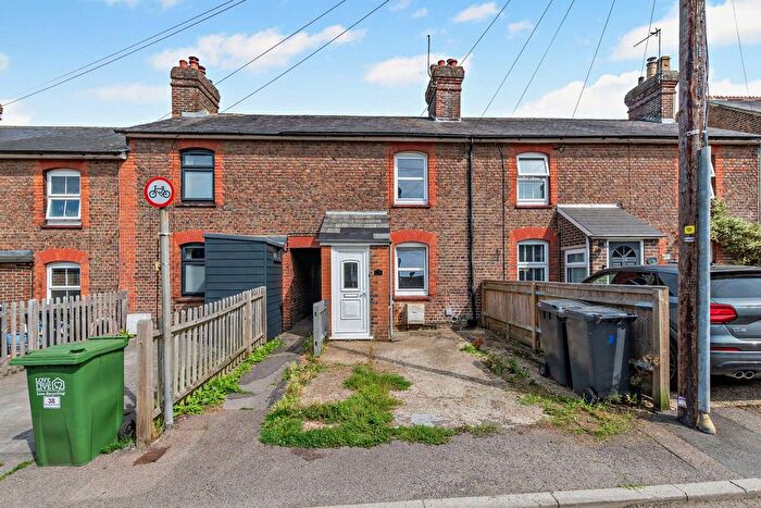 2 Bedroom Terraced House For Sale In Alexandra Road, Uckfield, TN22