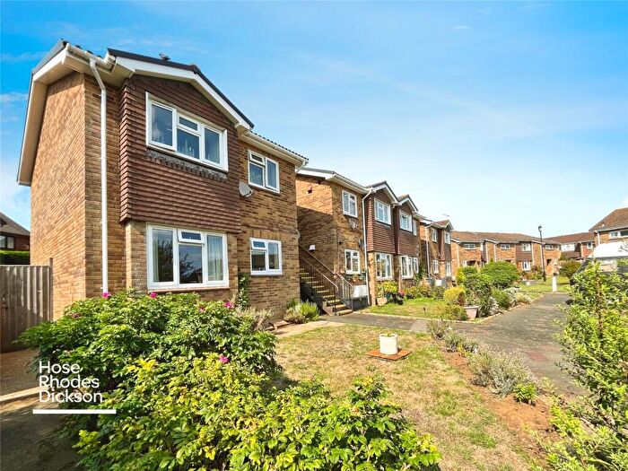 1 Bedroom Maisonette For Sale In The Chase, Apse Heath, Sandown, PO36