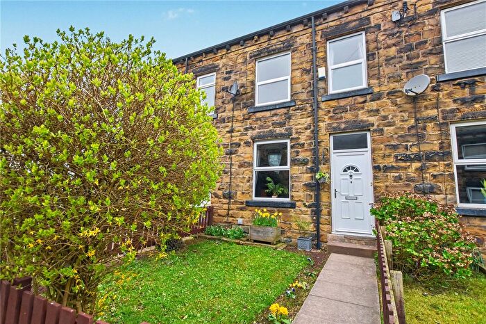 4 Bedroom Terraced House For Sale In Oxford Street, Morley, Leeds, LS27