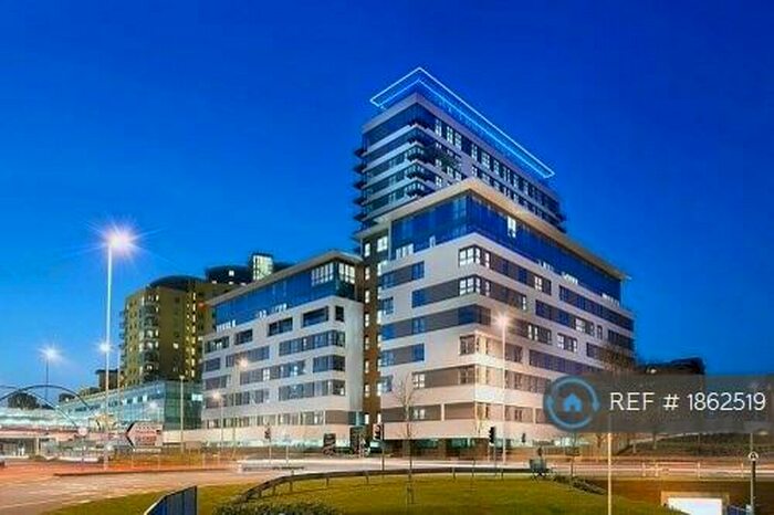 2 Bedroom Flat To Rent In Alencon Link, Basingstoke, RG21