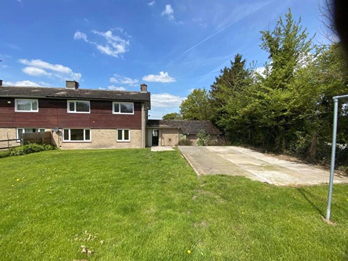 3 Bedroom Semi-Detached House To Rent In Kingstone Farm Cottages, Kingstone Winslow, Swindon, SN6