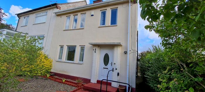 3 Bedroom Semi-Detached House To Rent In Hewley Crescent, Newburn, Newcastle Upon Tyne, NE15