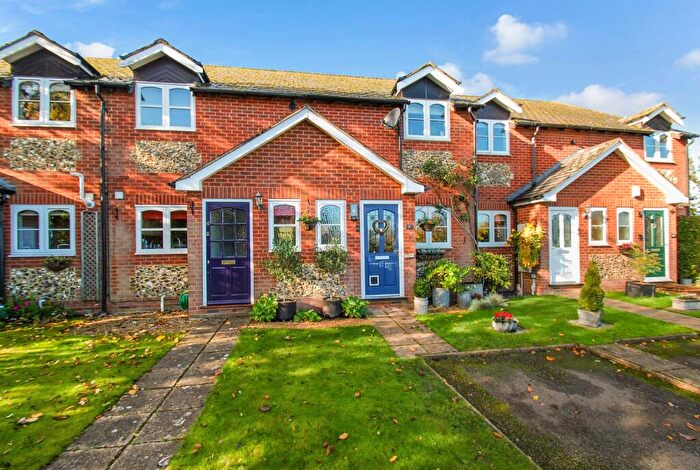 2 Bedroom Terraced House For Sale In The Hill, Winchmore Hill, Buckinghamshire, HP7