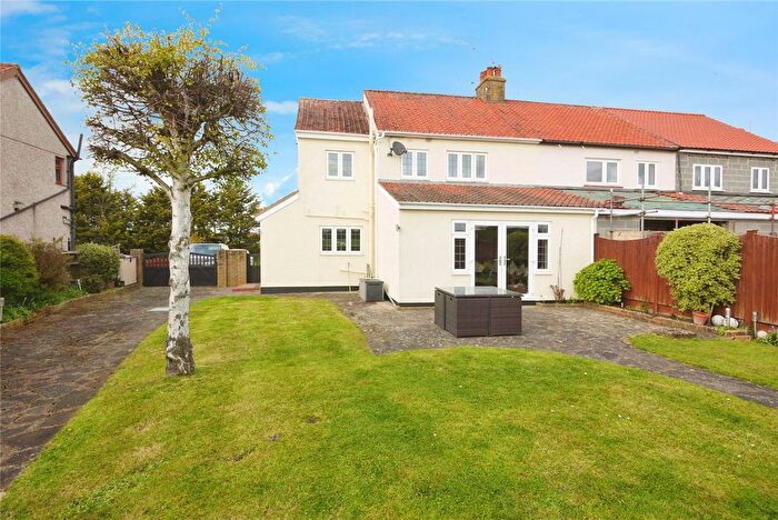 4 Bedroom Semi-Detached House For Sale In Chelmsford Road, Blackmore, Ingatestone, Essex, CM4