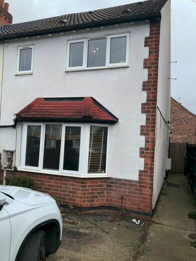 2 Bedroom Semi-Detached House To Rent In College Street, Nottingham, Nottinghamshire, NG10