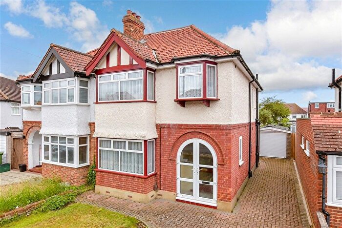 3 Bedroom Semi Detached House For Sale In Fir Road, Sutton, Surrey, SM3
