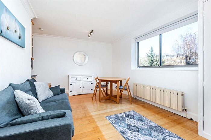 Studio To Rent In Cromwell Road, London, SW5