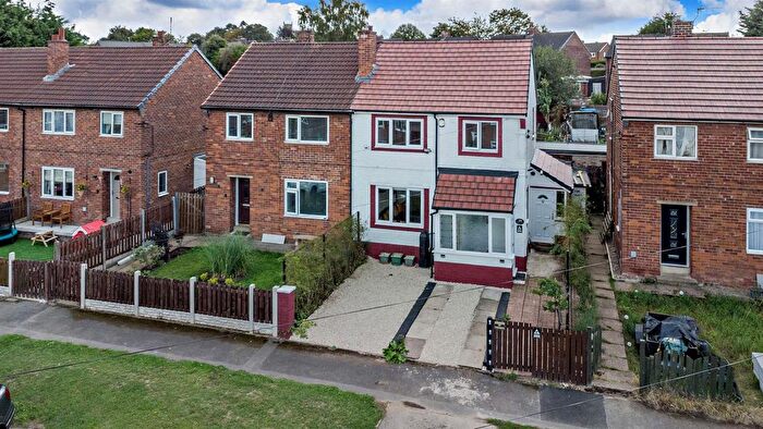 3 Bedroom Semi-Detached House For Sale In Treetown Crescent, Treeton, Rotherham, S60