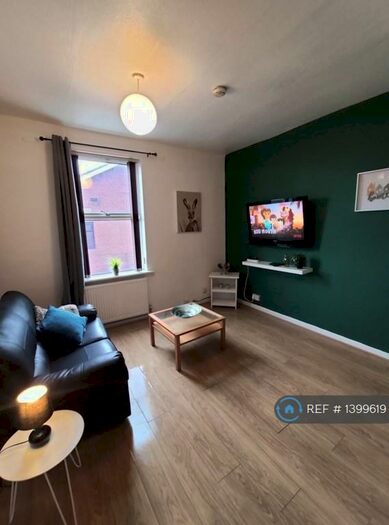 3 Bedroom Flat To Rent In Copson Street, Manchester, M20