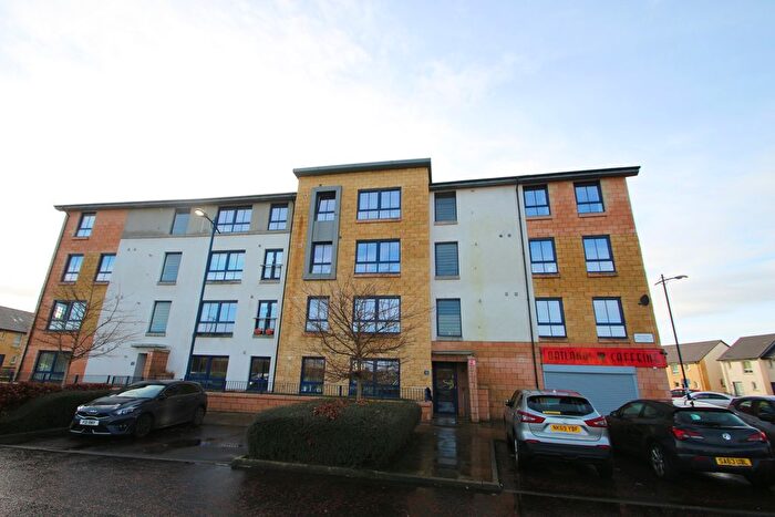 2 Bedroom Flat To Rent In Richmond Park Terrace, Glasgow, G5