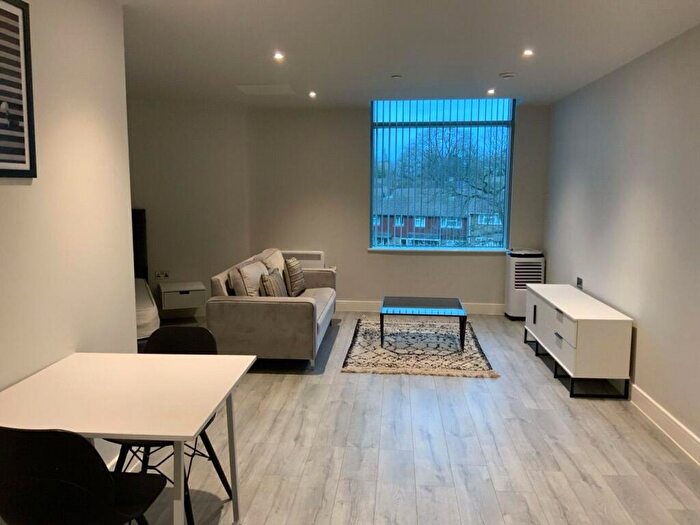 Apartment To Rent In Thames Valley, Wokingham Road, Bracknell, Berkshire, RG42