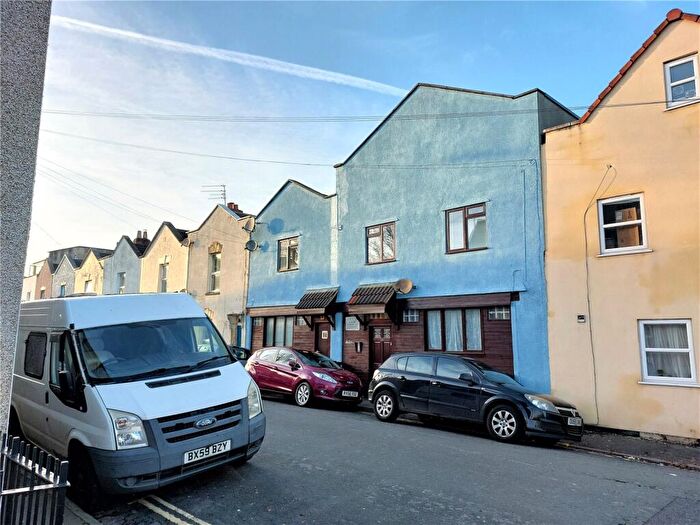 2 Bedroom Apartment To Rent In Chester Street, Eastville, Bristol, BS5