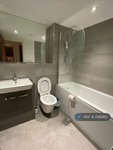 1 Bedroom Flat To Rent In Madison House, Birmingham, B5
