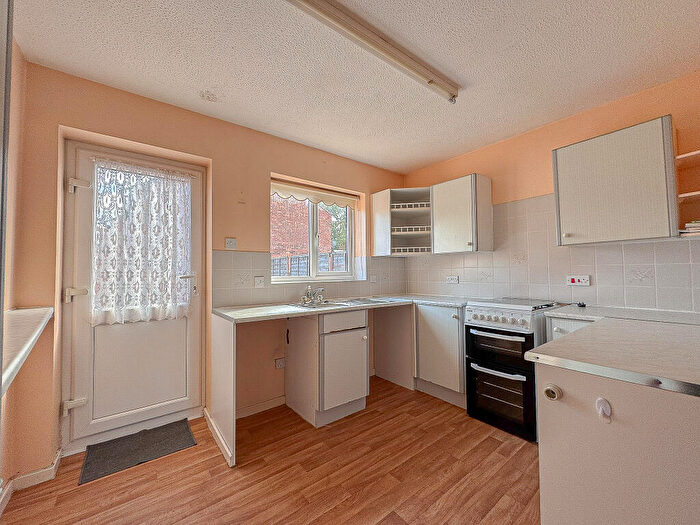 2 Bedroom Terraced House For Sale In Chatsworth Road, Bobblestock, Hereford, HR4