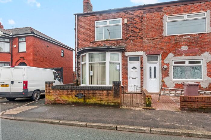 2 Bedroom End Of Terrace House For Sale In Clipsley Lane, Haydock, WA11