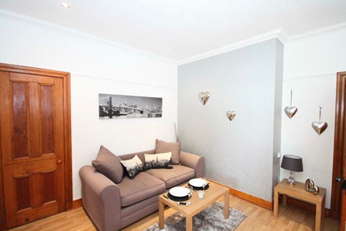 1 Bedroom Flat To Rent In Clifton Road, Aberdeen, AB24