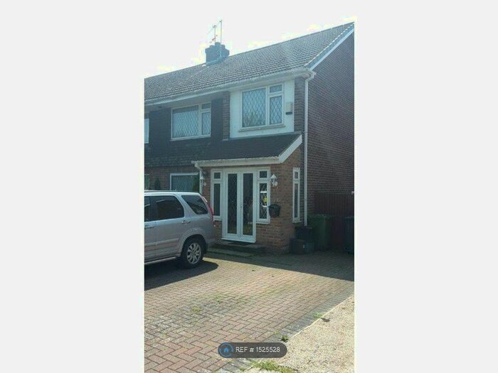 4 Bedroom Semi-Detached House To Rent In Westwood Drive, Little Chalfont, HP6
