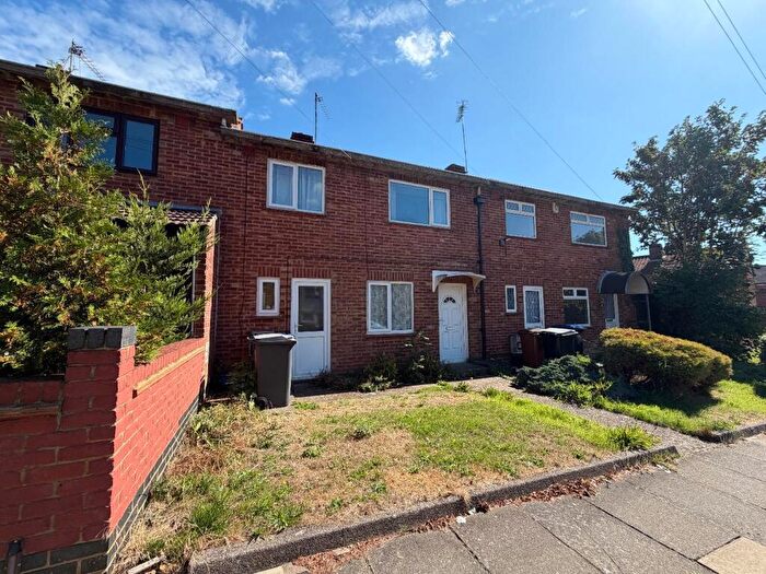 3 Bedroom Terraced House For Sale In Birchfield Crescent, Abington, Northampton, NN3